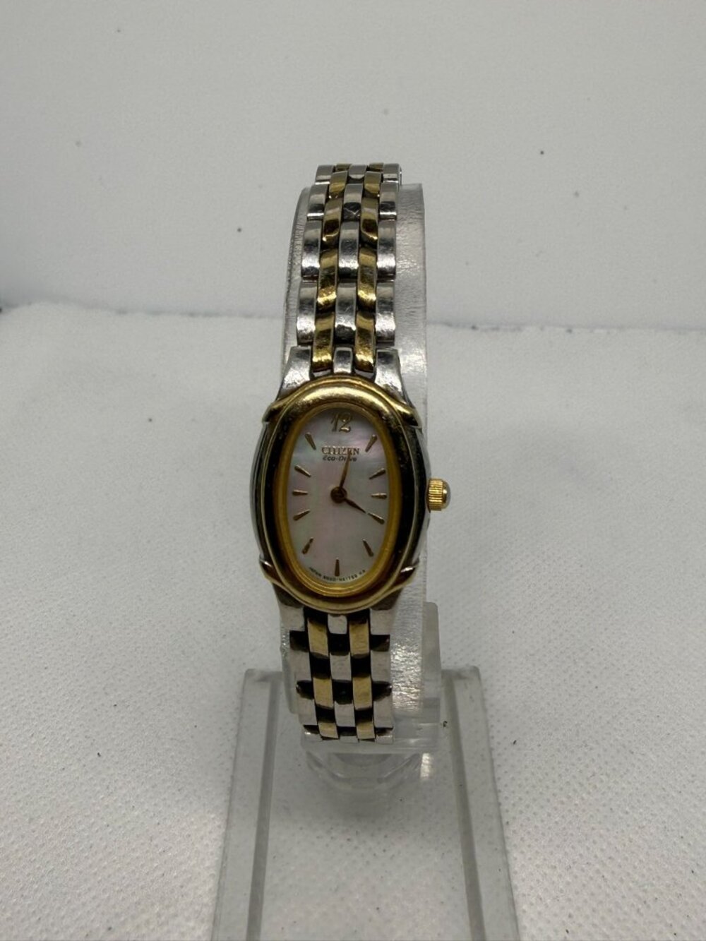 Citizen Eco-Drive Women's Vintage Two-Tone Bracelet Watch Mother of Pearl Dial